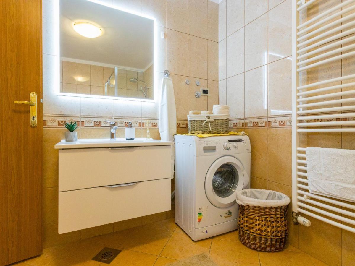 Apartment Cancar-1 By Interhome Porec Bagian luar foto