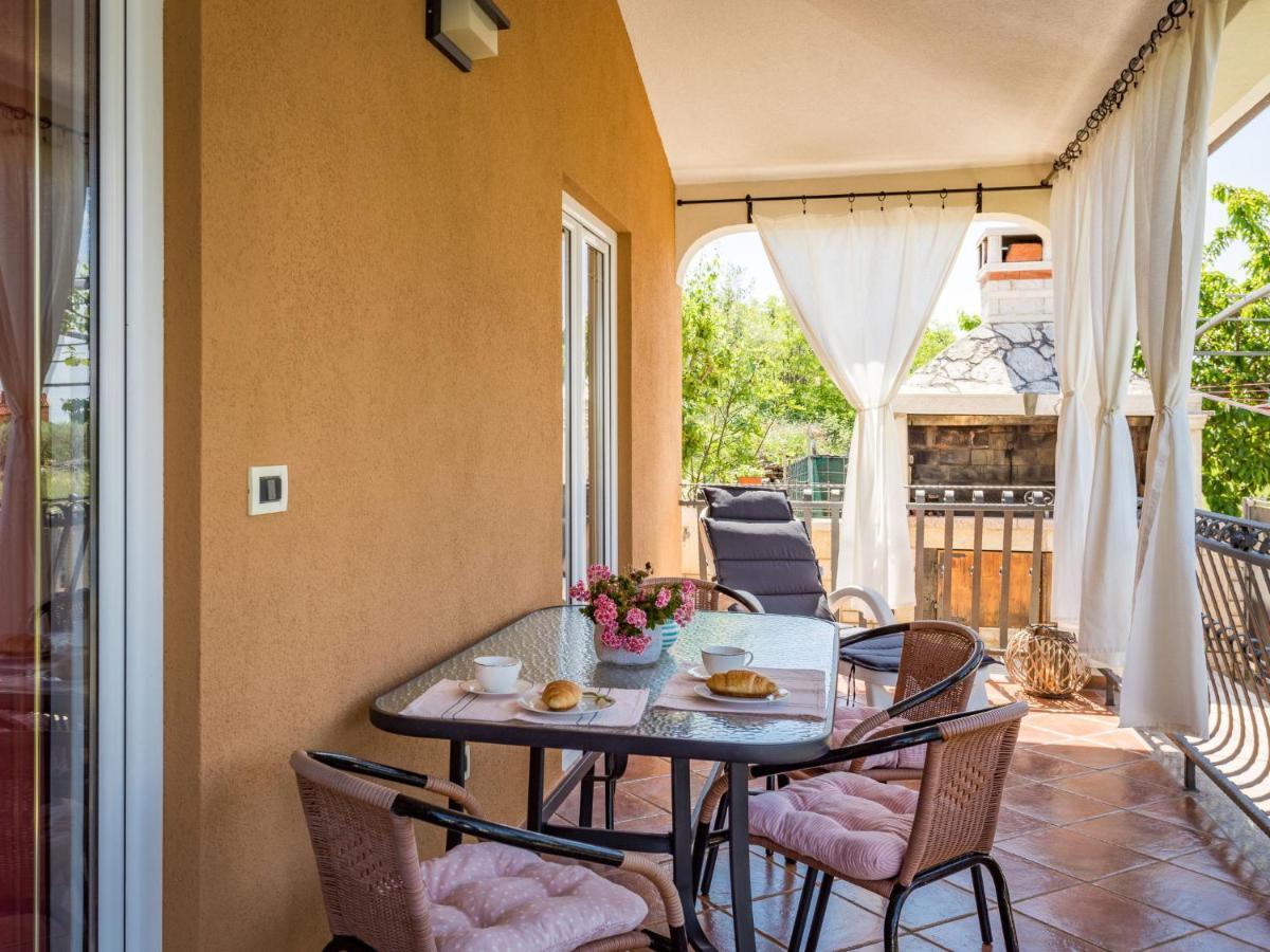 Apartment Cancar-1 By Interhome Porec Bagian luar foto